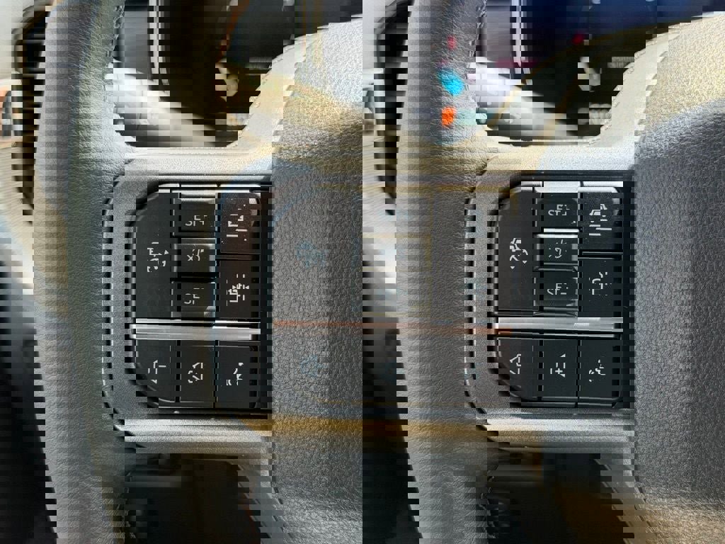 New 2026 Ford F150 Lariat w/ Equipment Group 502A High image 27