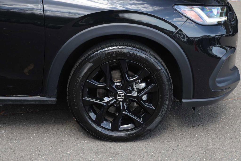 Used 2025 Honda HR-V Sport image 7