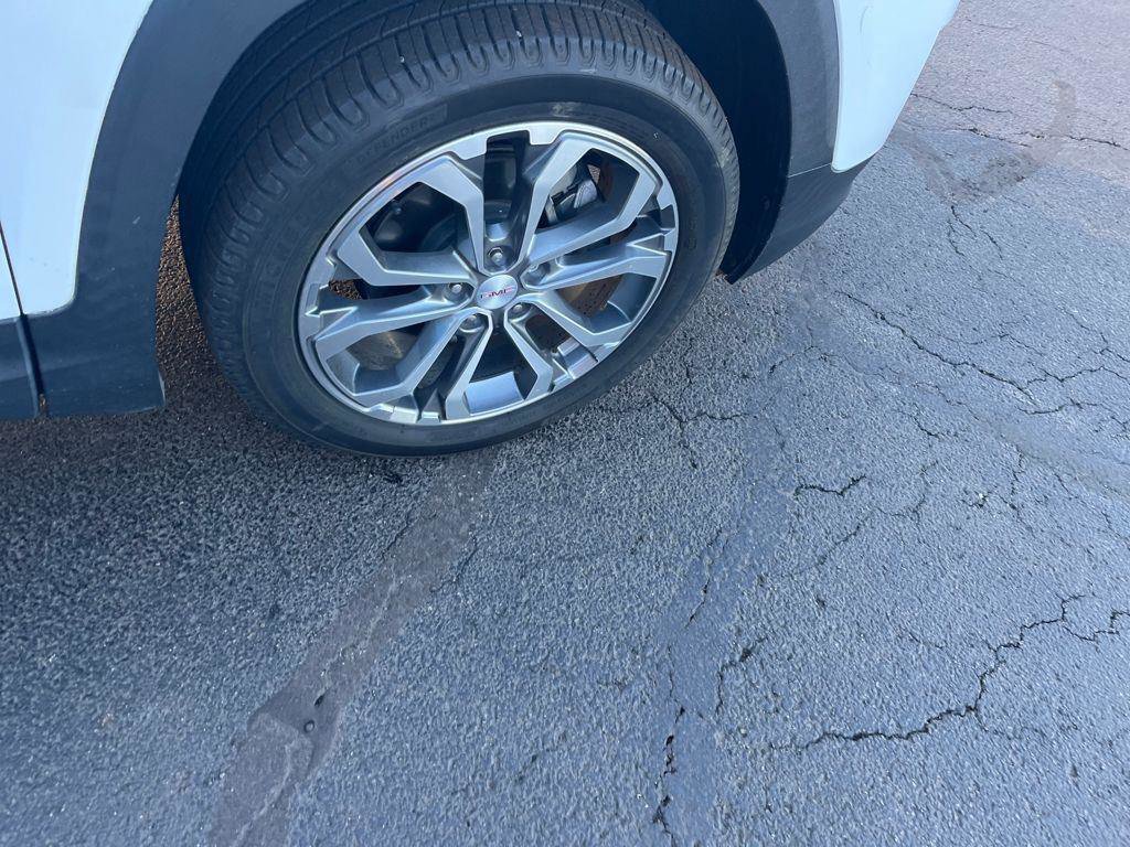 Used 2018 GMC Terrain SLT image 32