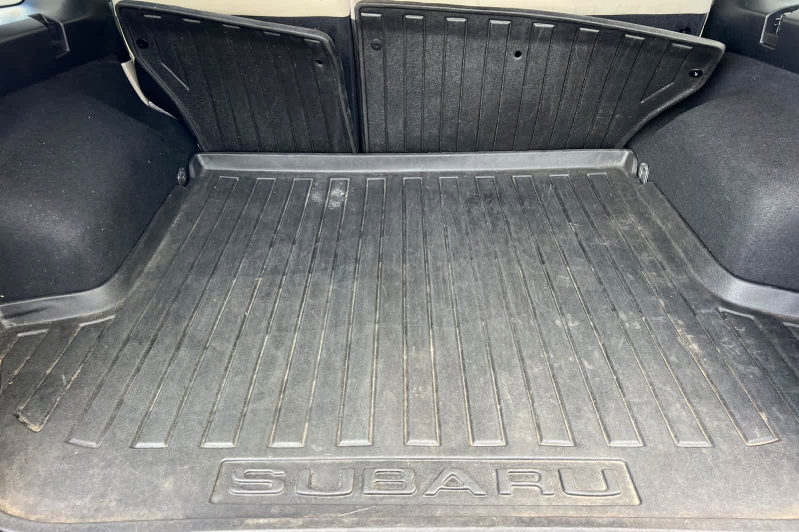 Used 2013 Subaru Outback 2.5i Limited image 16