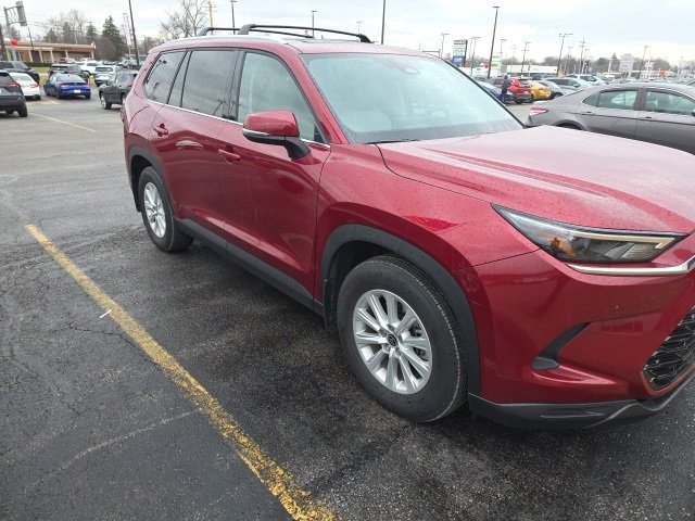 Used 2024 Toyota Grand Highlander XLE image 4