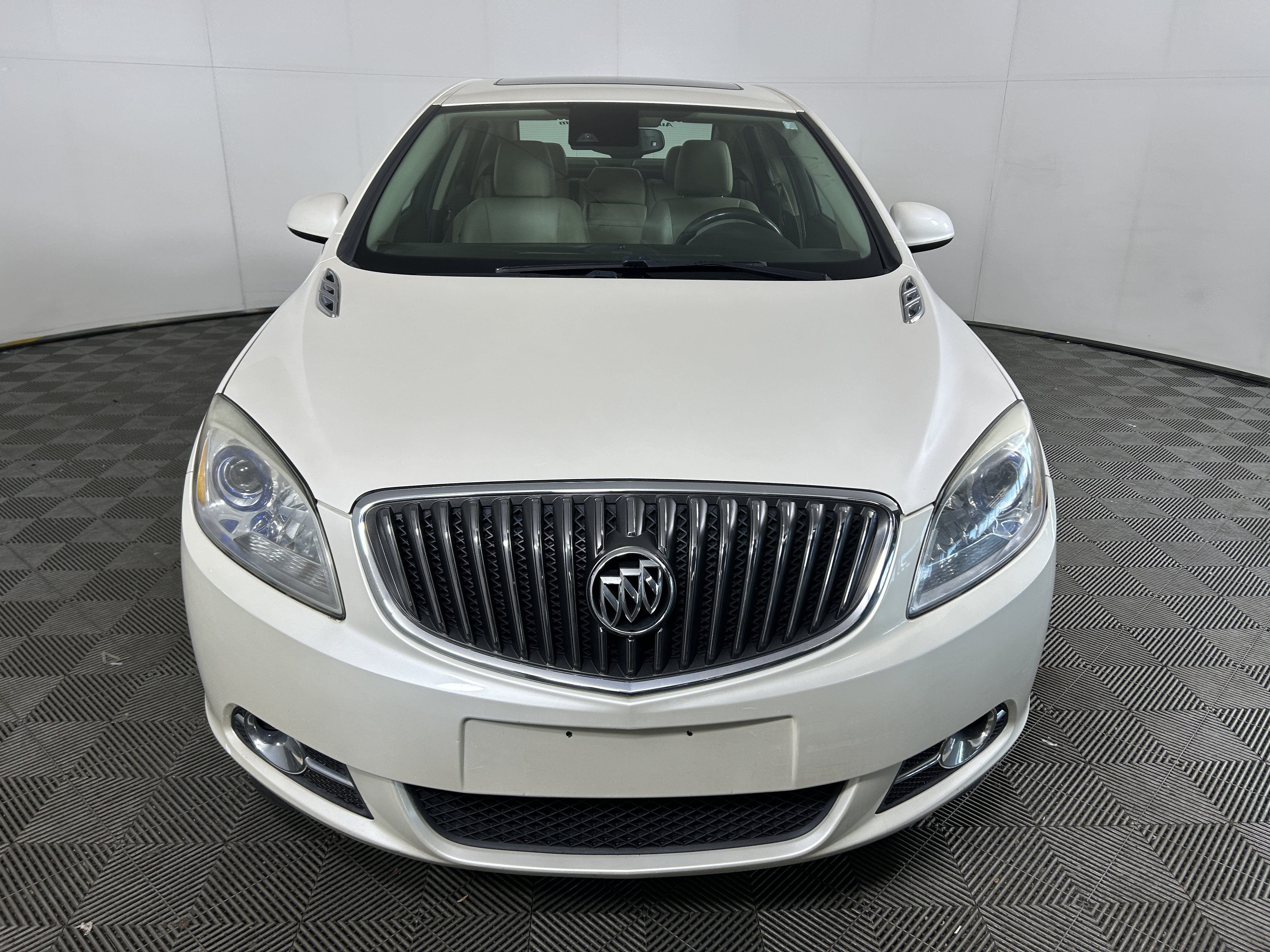 Used 2014 Buick Verano Leather FWD image 7