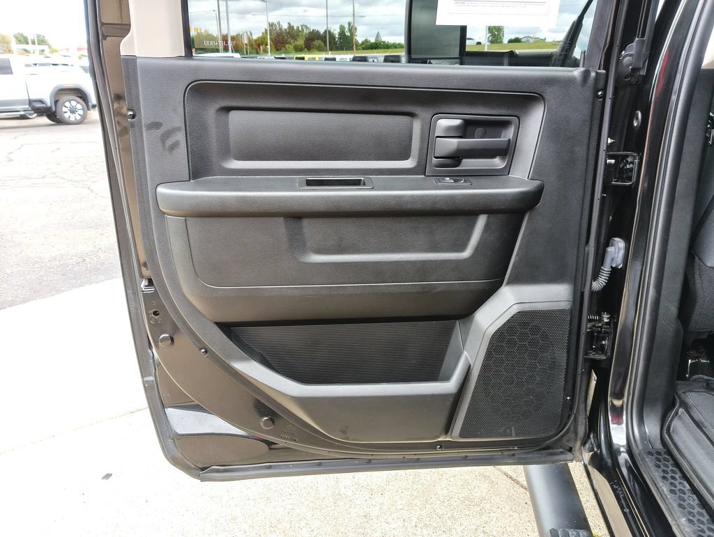Used 2019 RAM 1500 Express w/ Wheel & Sound Group AWD/4WD image 21
