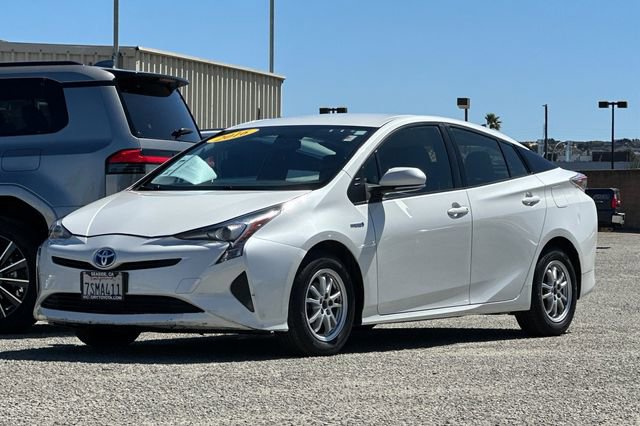 Used 2016 Toyota Prius Two image 9