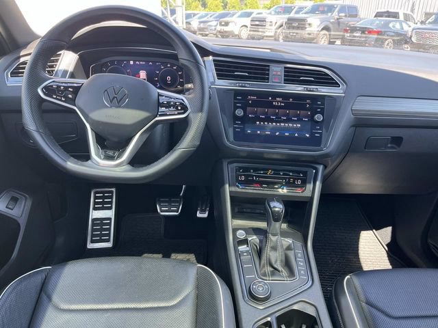 Used 2022 Volkswagen Tiguan SEL R-Line AWD/4WD image 18