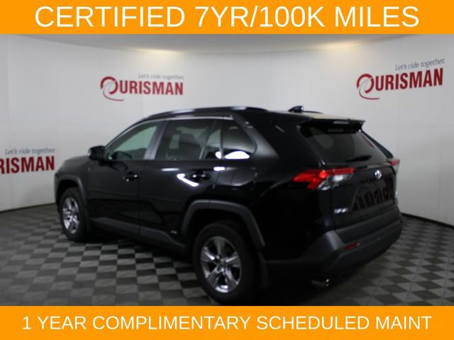 Used 2025 Toyota RAV4 XLE AWD/4WD image 5