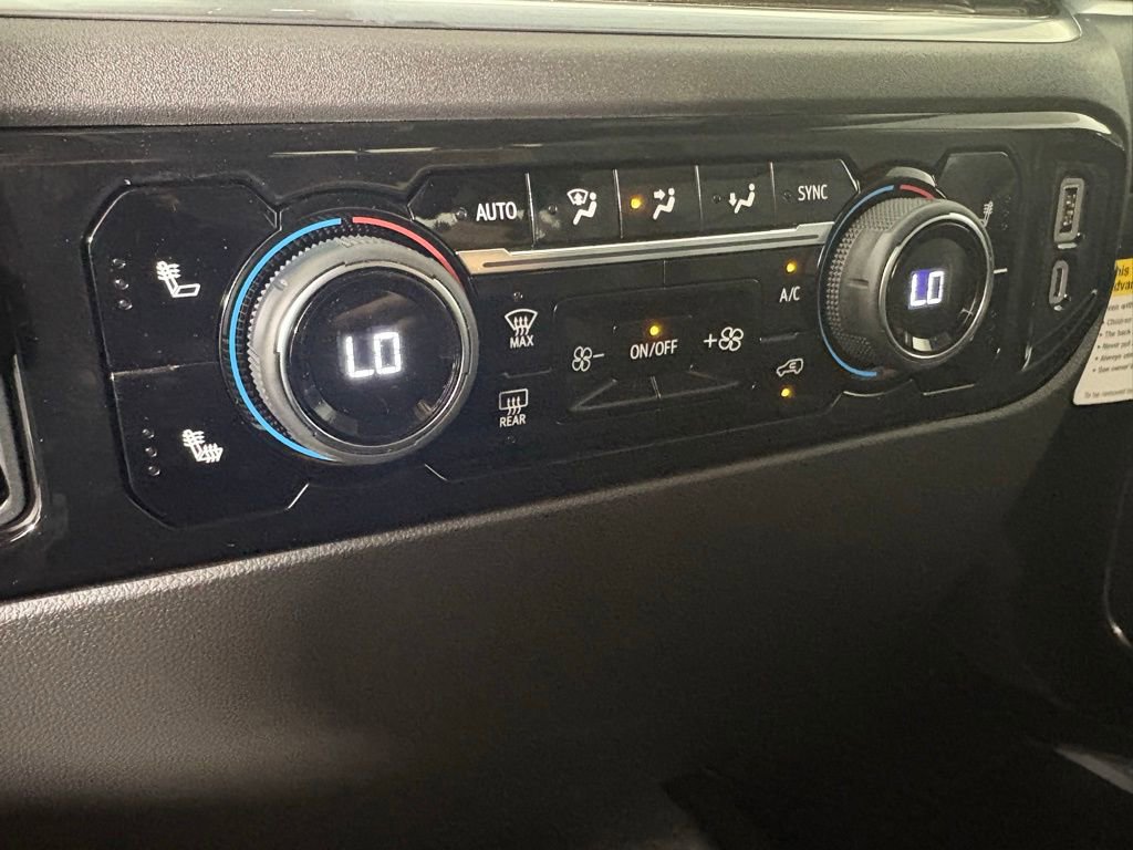 Used 2025 Chevrolet Silverado 1500 LT w/ Safety Package image 40