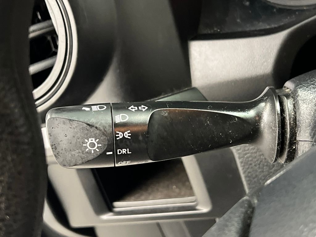 Used 2016 Toyota Tacoma SR image 33