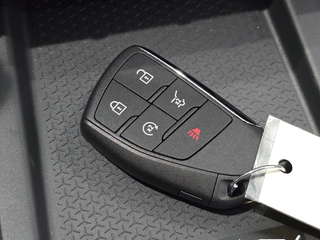 New 2026 GMC Acadia Denali w/ Super Cruise Package image 13