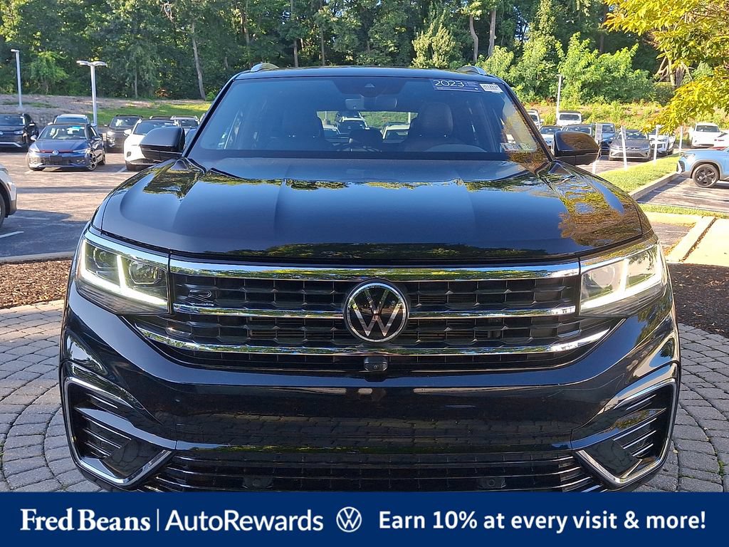 Certified 2023 Volkswagen Atlas Cross Sport SEL Premium R-Line AWD/4WD image 2