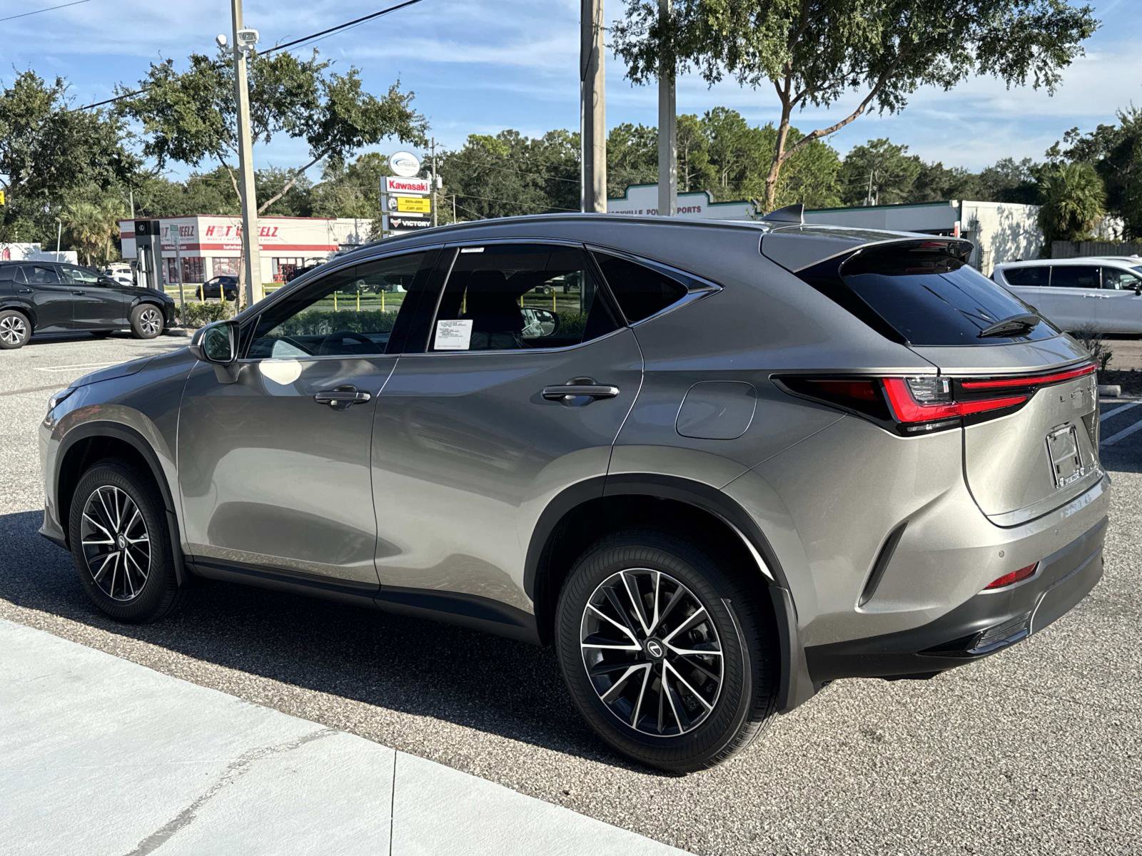 New 2026 Lexus NX 350 AWD image 5