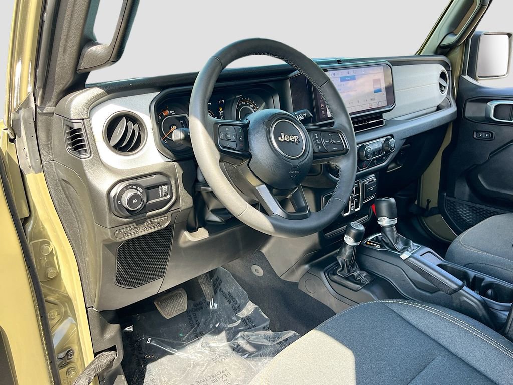 Certified 2025 Jeep Wrangler Sport S AWD/4WD image 9