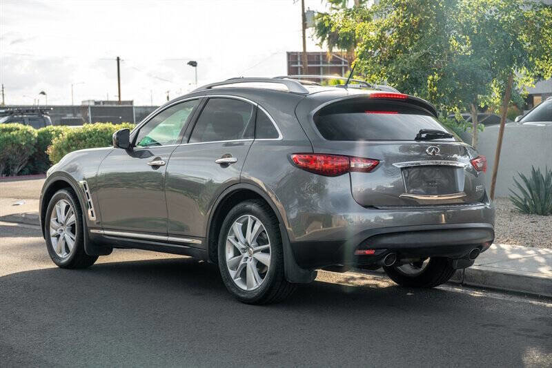 Used 2012 INFINITI FX35 2WD w/ Premium Pkg image 3