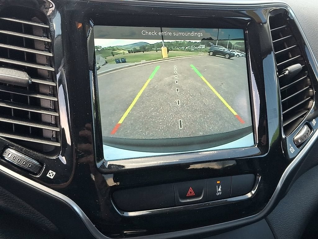 Used 2022 Jeep Cherokee Limited AWD/4WD image 18