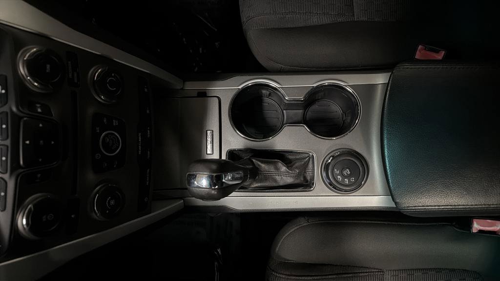 Used 2014 Ford Explorer XLT image 20