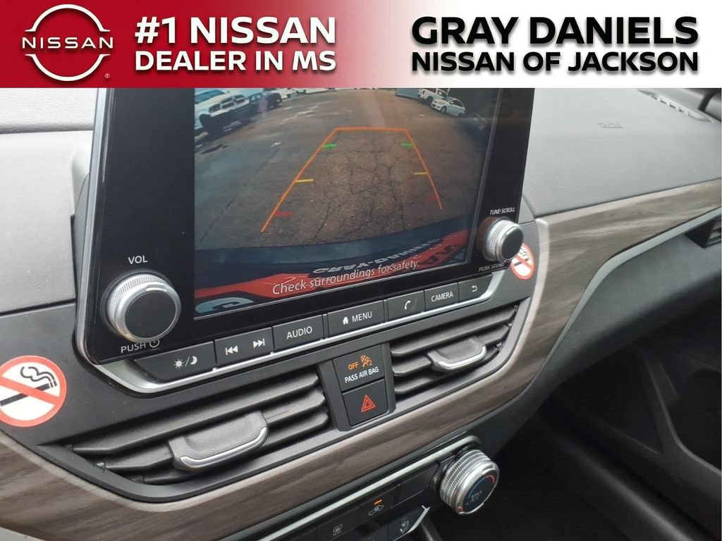 Used 2025 Nissan Altima 2.5 SV AWD/4WD image 25