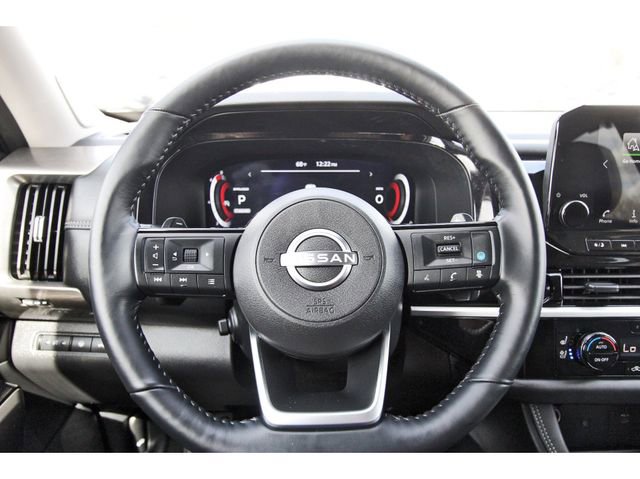 Used 2025 Nissan Pathfinder Platinum w/ Cargo Package image 14