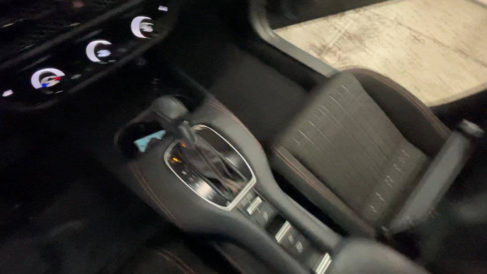 Used 2024 Honda HR-V Sport image 39
