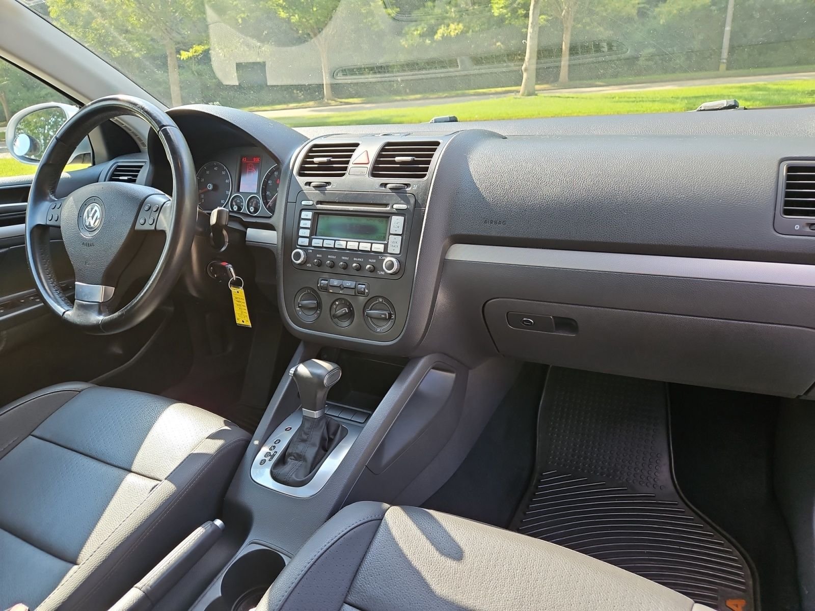 Used 2008 Volkswagen Jetta SE FWD image 16