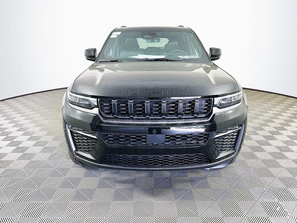 New 2026 Jeep Grand Cherokee Altitude AWD/4WD image 4
