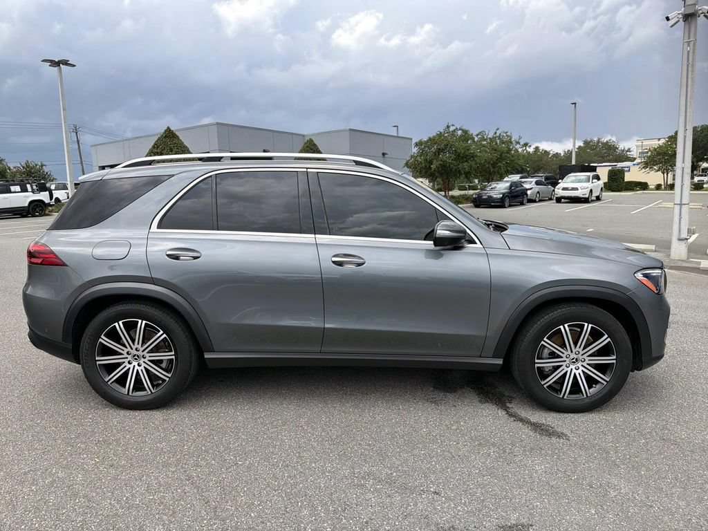 Used 2025 Mercedes-Benz GLE 450 4MATIC w/ Winter Package image 6