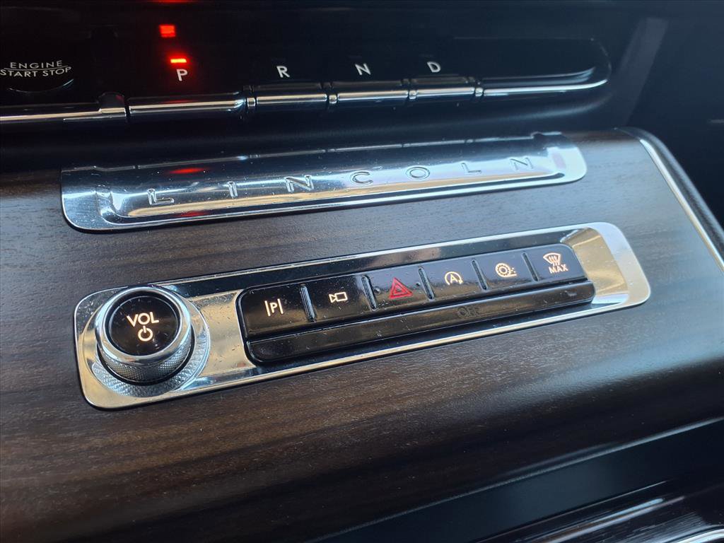 Used 2025 Lincoln Aviator Reserve w/ Equipment Group 201A image 25