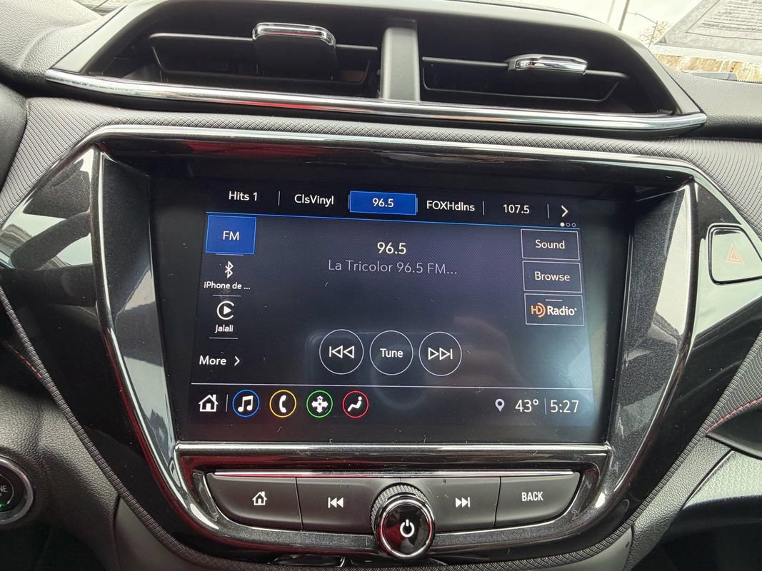 Used 2022 Chevrolet TrailBlazer RS w/ Technology Package image 28