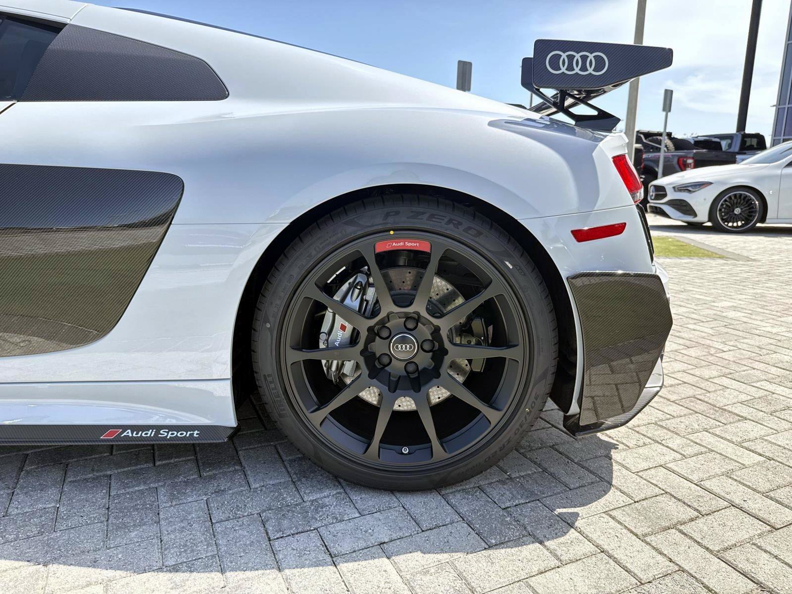 Used 2018 Audi R8 V10 plus AWD/4WD image 10