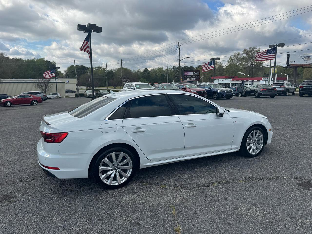 Used 2017 Audi A4 2.0T Premium Plus w/ Premium Plus Package image 6