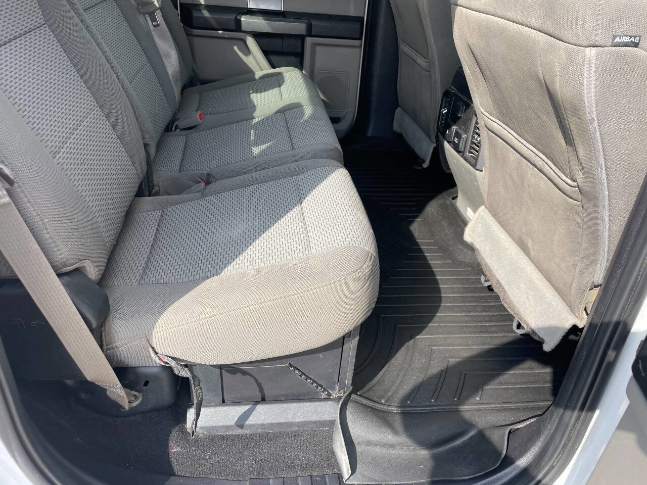 Used 2019 Ford F250 XLT w/ XLT Premium Package image 27