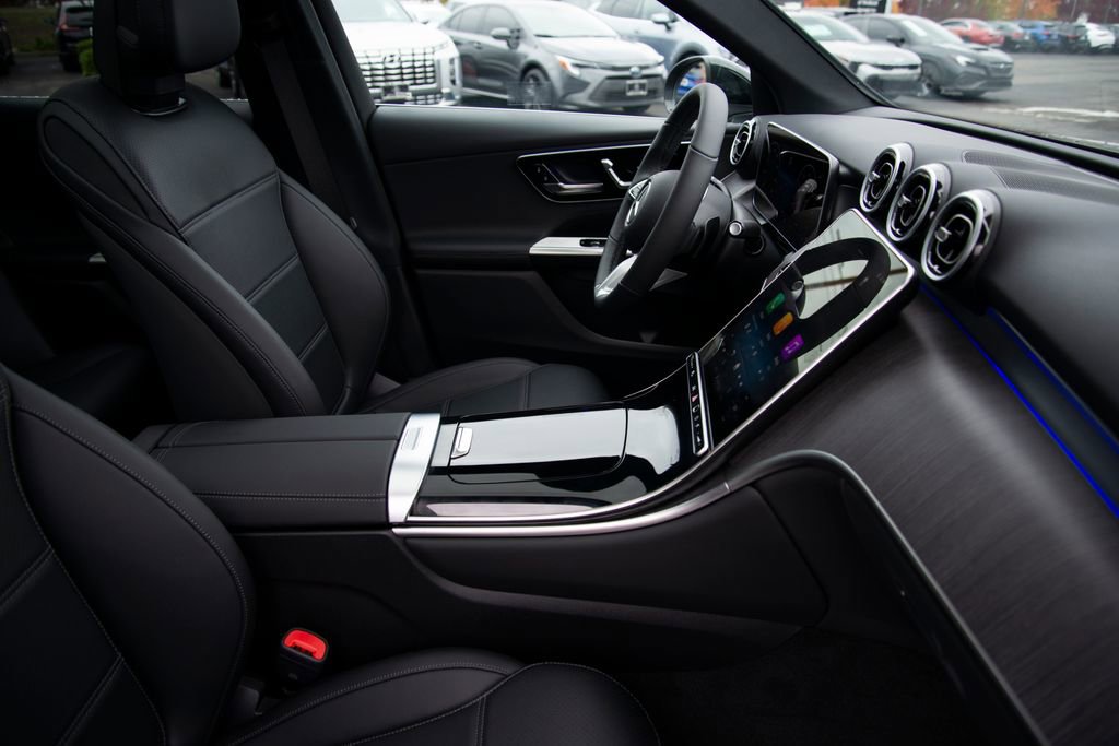 New 2026 Mercedes-Benz GLC 300 4MATIC image 19