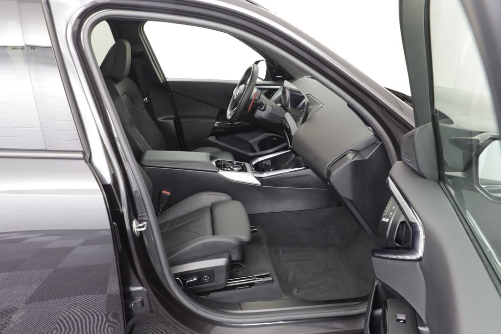 Certified 2025 BMW X3 M50 w/ Premium Package image 20