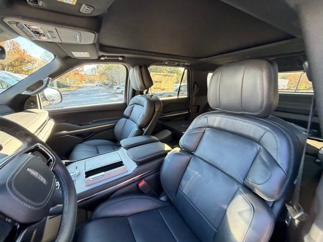 New 2025 Lincoln Navigator Reserve w/ Jet Appearance Package image 13