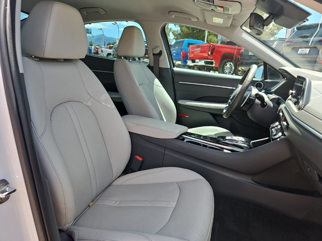 Used 2022 Hyundai Sonata Limited FWD image 25