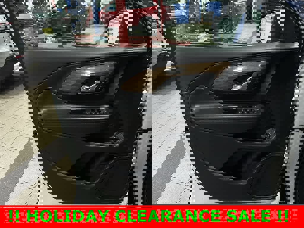 Used 2020 GMC Terrain SLE w/ Driver Convenience Package image 29