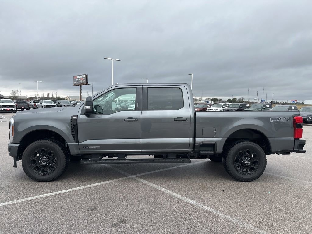 New 2026 Ford F250 Lariat w/ Black Appearance Package image 4