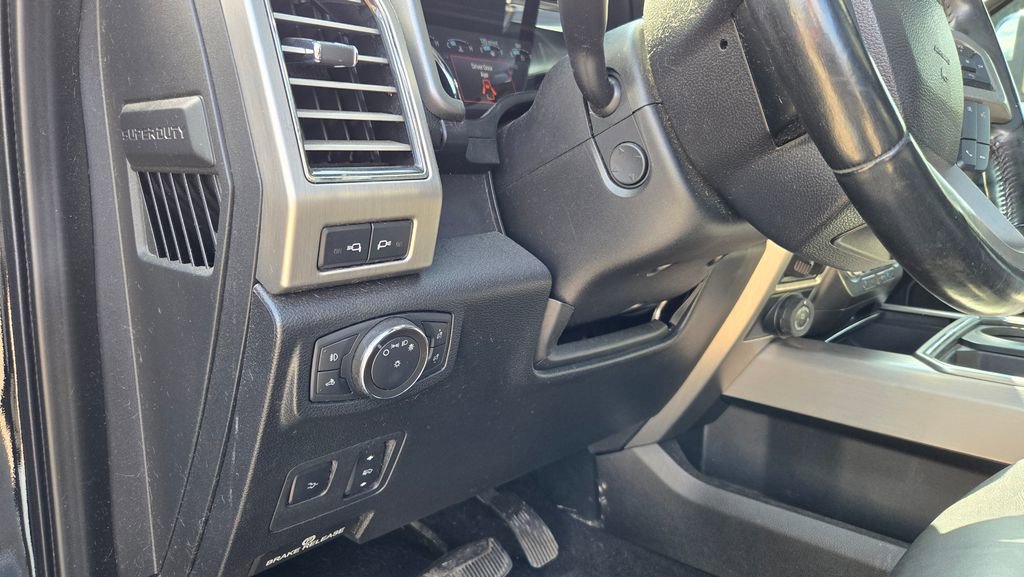 Used 2021 Ford F250 Platinum w/ Tremor Off-Road Package image 15