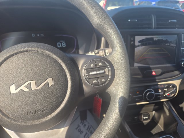 Used 2025 Kia Soul LX w/ LX Technology Package FWD image 15