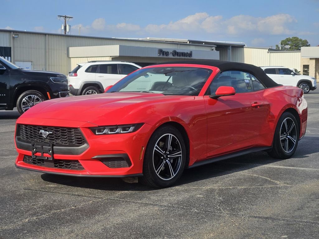 Used 2024 Ford Mustang Premium video 3