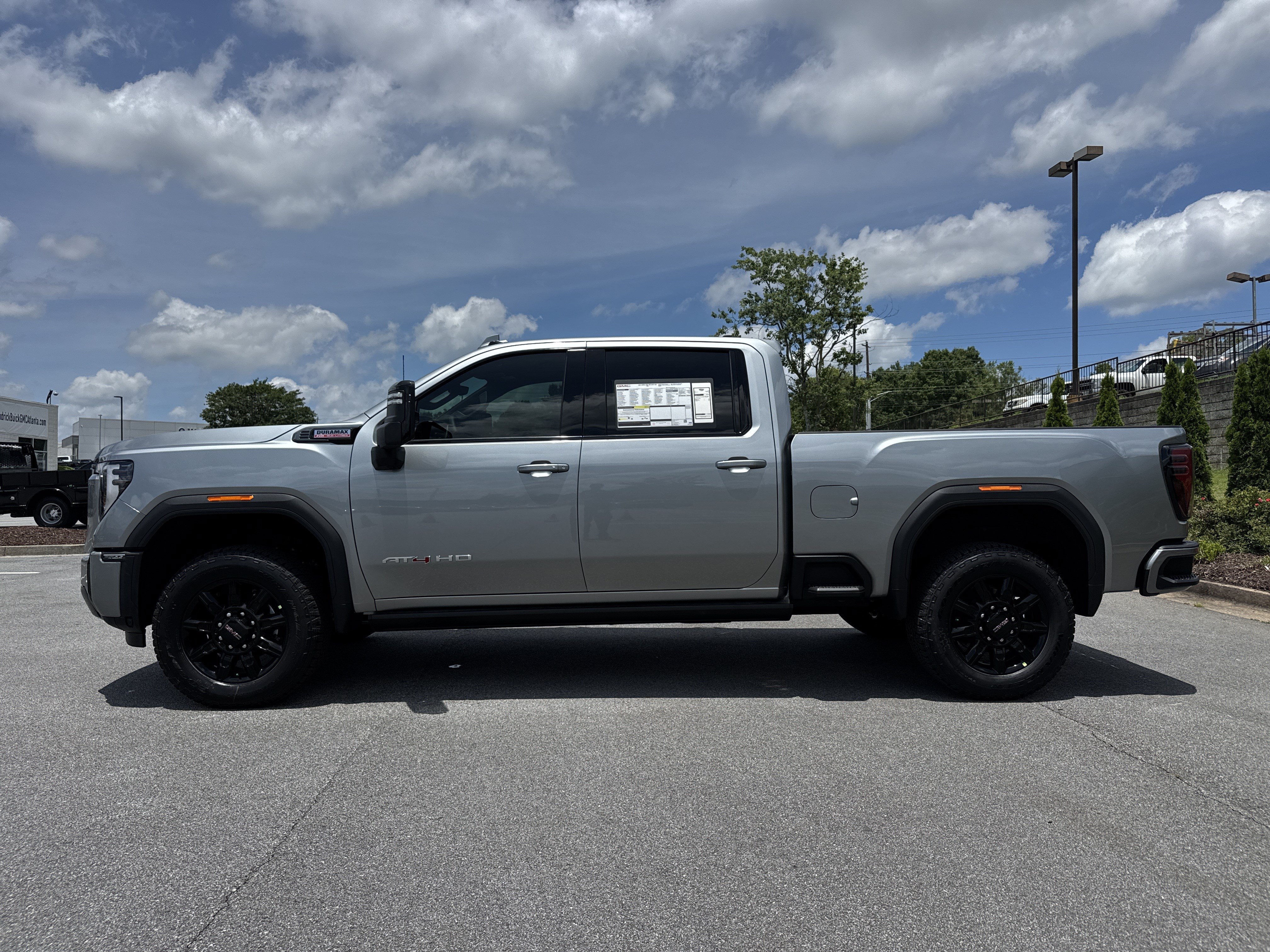 New 2026 GMC Sierra 2500 AT4 w/ AT4 Premium Plus Package AWD/4WD image 7