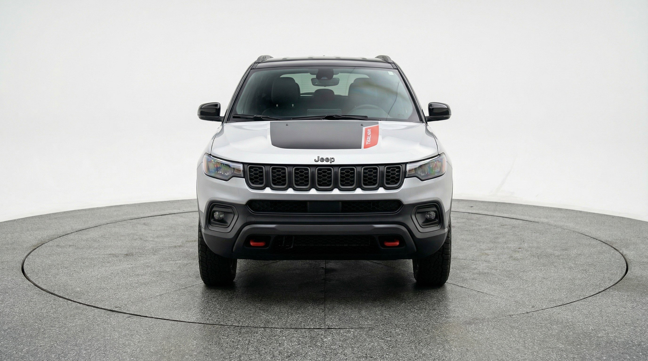 Used 2025 Jeep Compass Trailhawk image 2