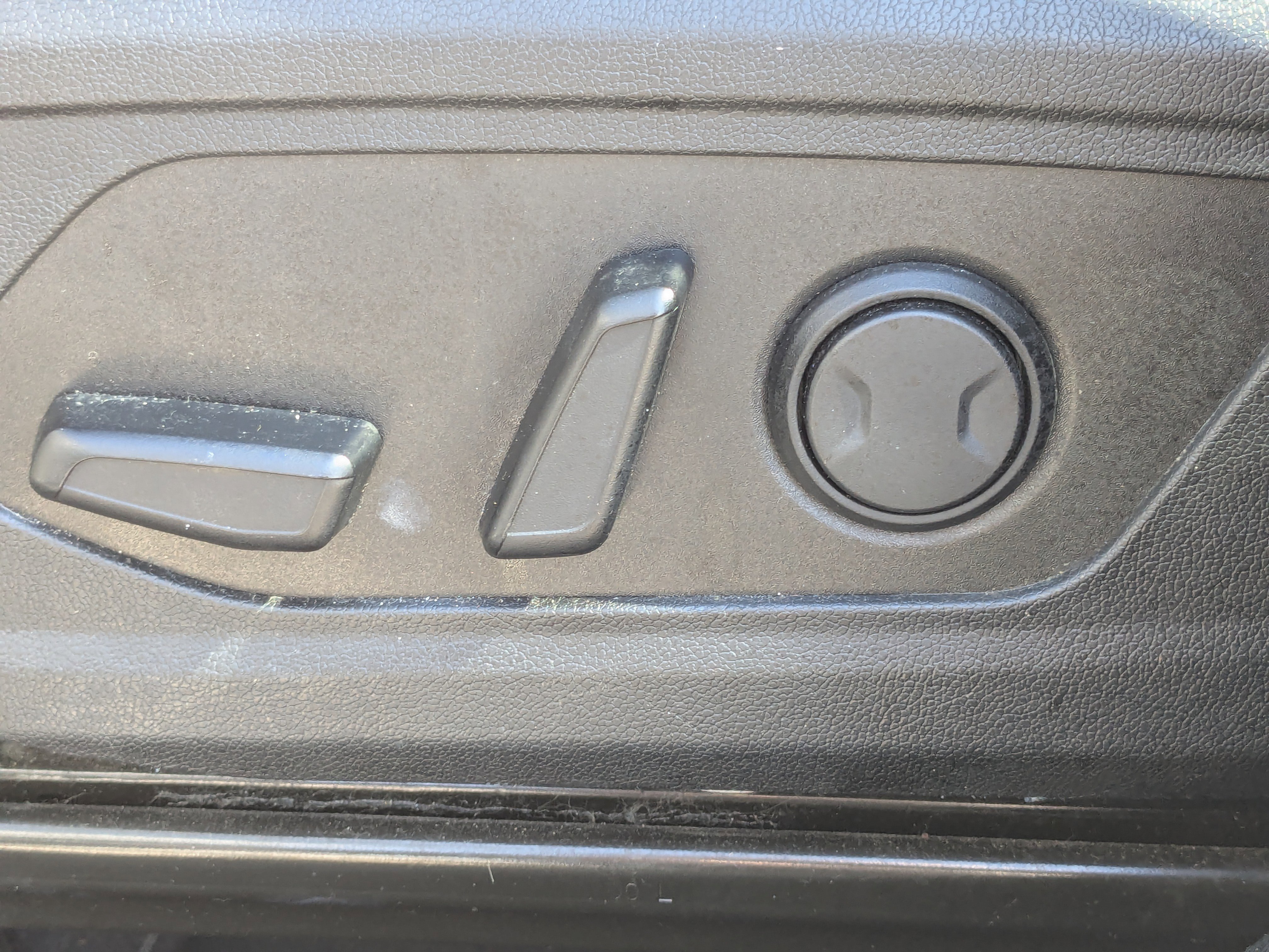 Used 2023 Kia Sorento S w/ Panoramic Sunroof Package image 26