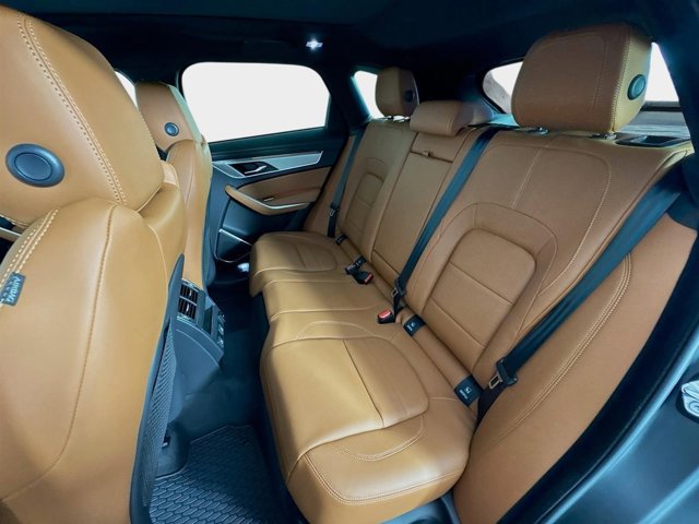 Used 2026 Jaguar F-PACE R-Dynamic S AWD/4WD image 24