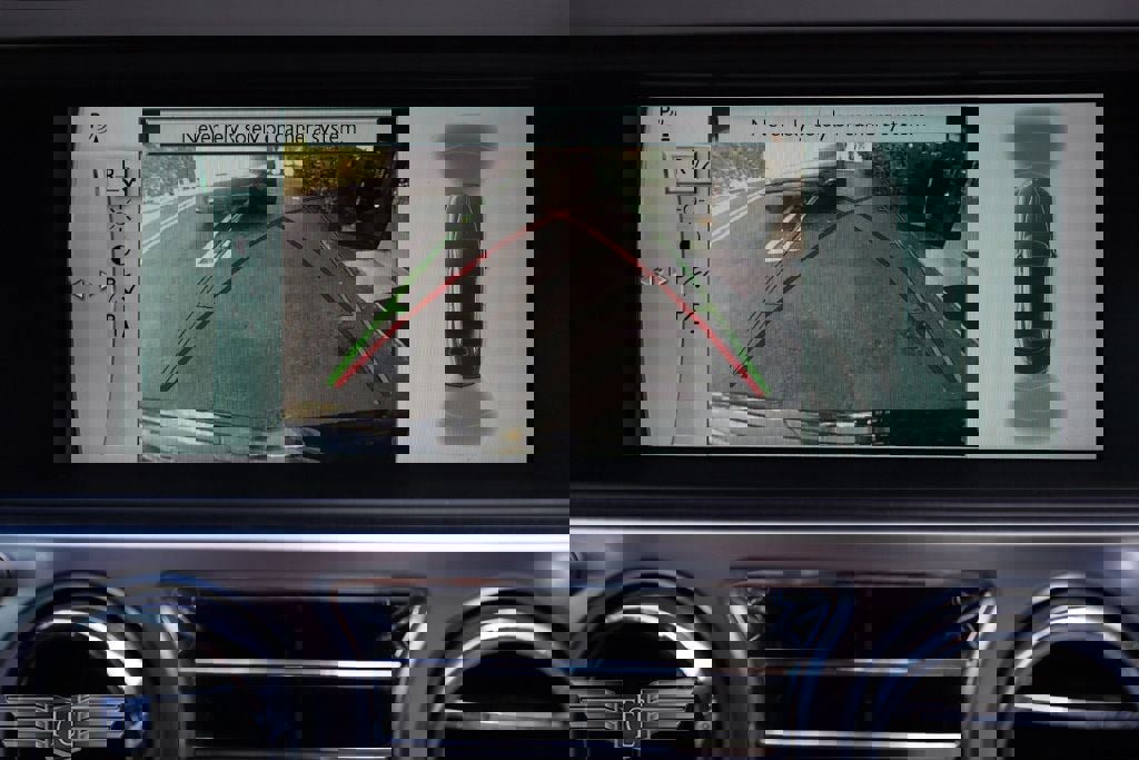 Used 2017 Rolls-Royce Dawn Convertible image 30