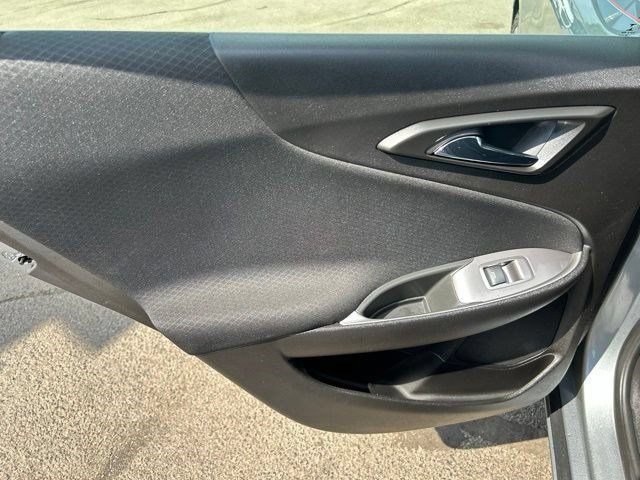 Used 2025 Chevrolet Malibu LT FWD image 35