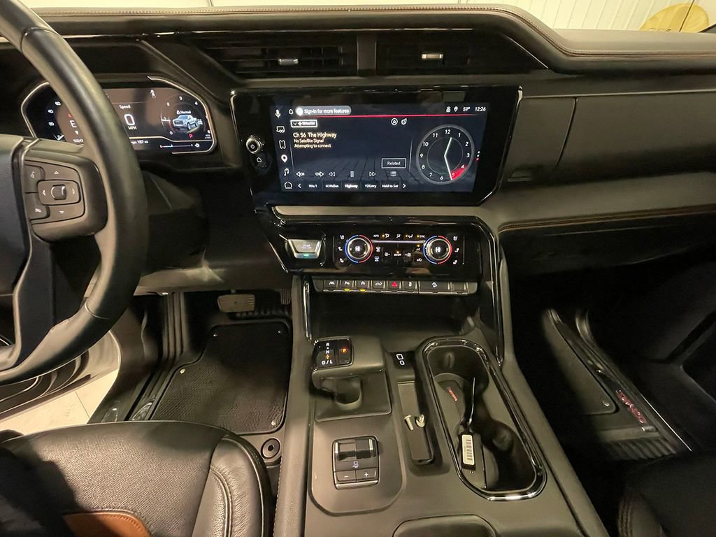 Used 2023 GMC Sierra 1500 AT4 w/ AT4 Premium Package AWD/4WD image 46