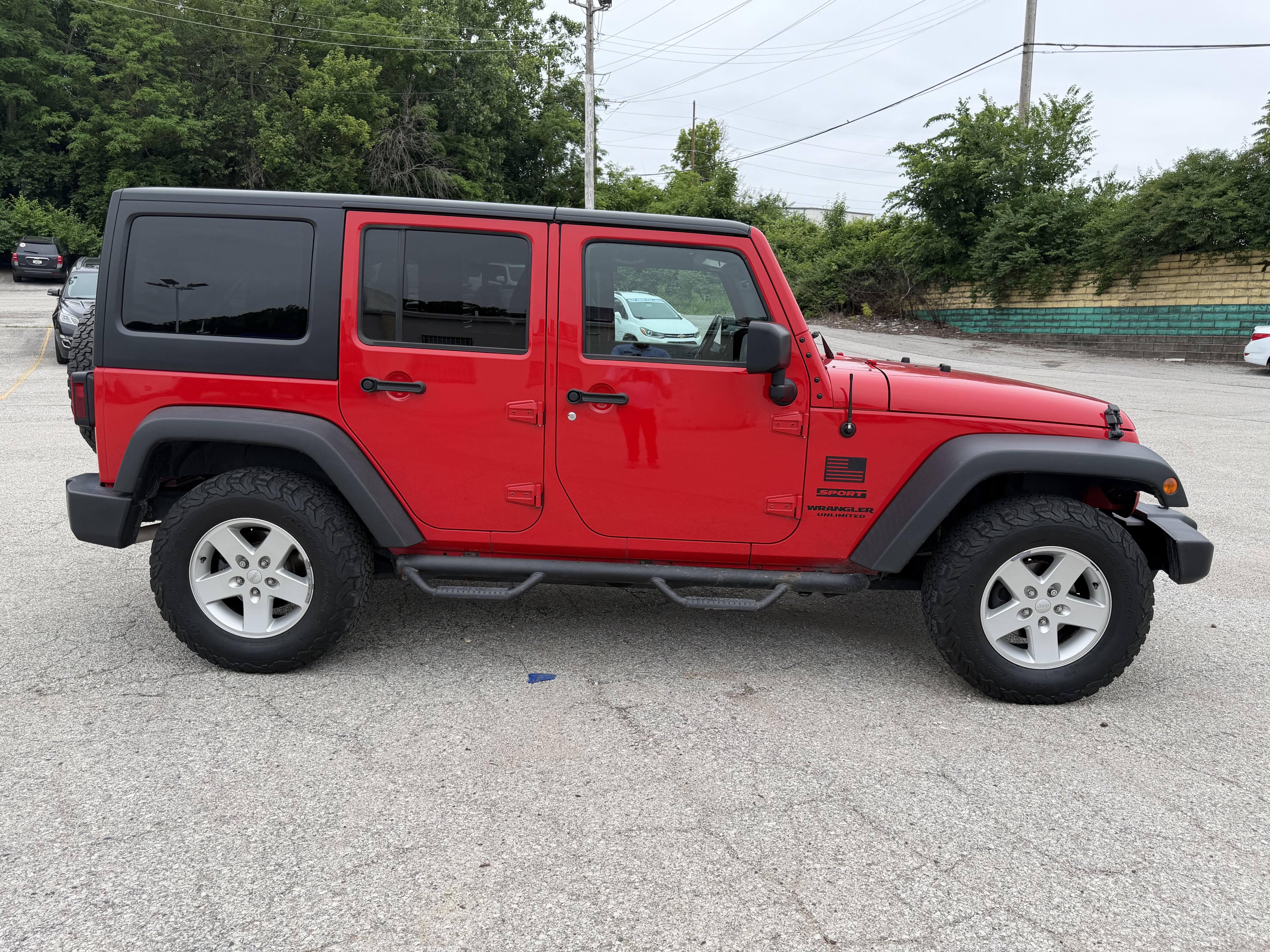 Used 2017 Jeep Wrangler Unlimited Sport w/ Quick Order Package 24S AWD/4WD image 7