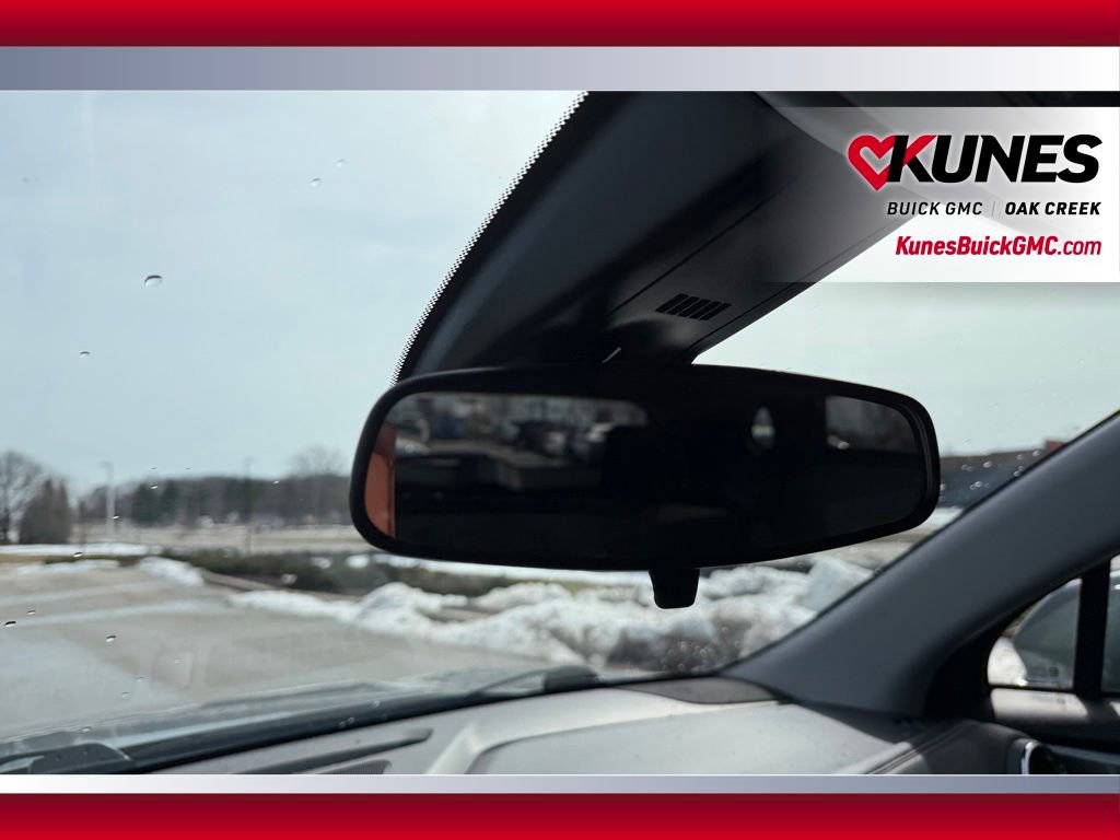 Used 2024 Chevrolet Blazer LT image 21