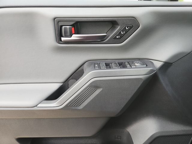 New 2026 Toyota RAV4 XSE AWD/4WD image 21