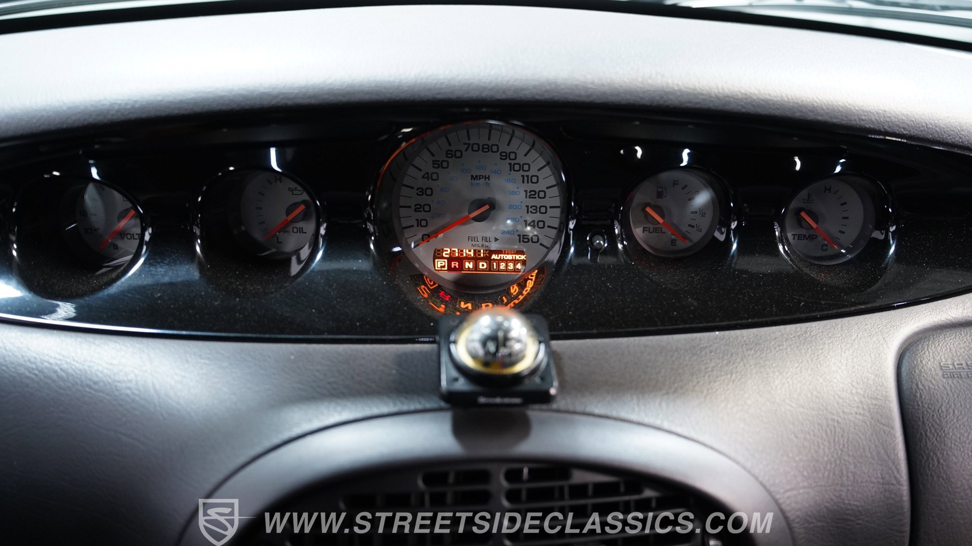 Used 1999 Plymouth Prowler RWD image 32
